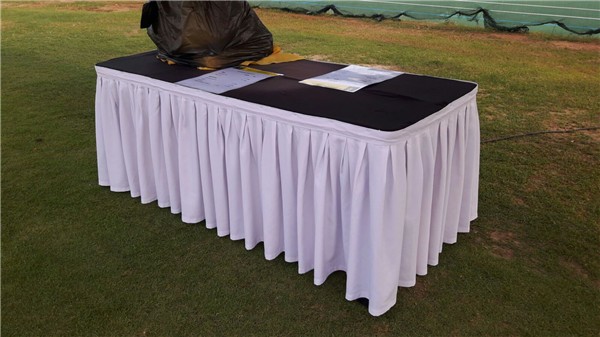 4×2 Table with Table Cloth and Skirting