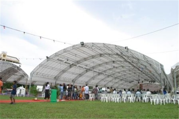 Dome-Shaped Tentage