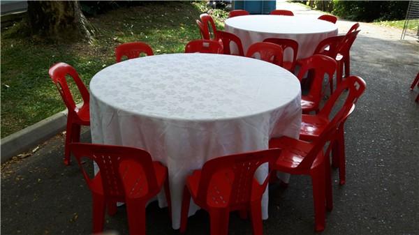 Round Table with White Table Cloth